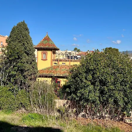 Urban Retreat With Views & Terrace Malaga