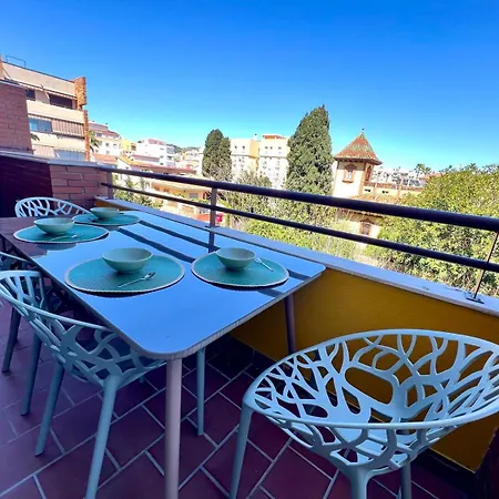 Urban Retreat With Views & Terrace Apartment *