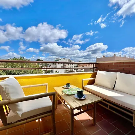 Urban Retreat With Views & Terrace Malaga