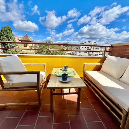 Urban Retreat With Views & Terrace Malaga